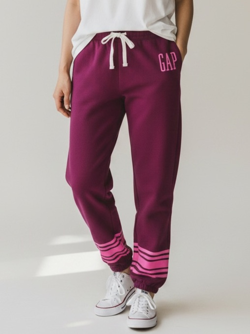 GAP Women’s Dark Magenta Jogger Sweatpants with Pink Stripe